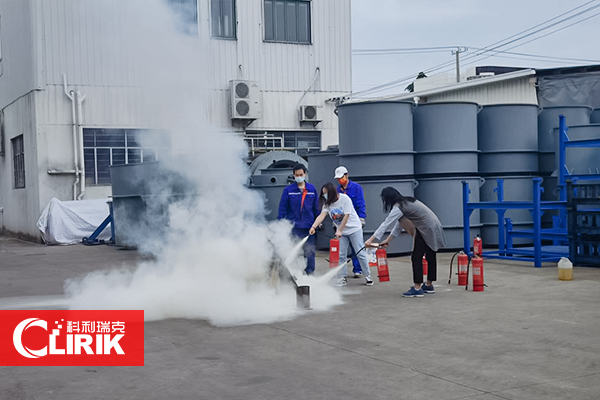 1652086087496636.jpg 消防演习2.jpg